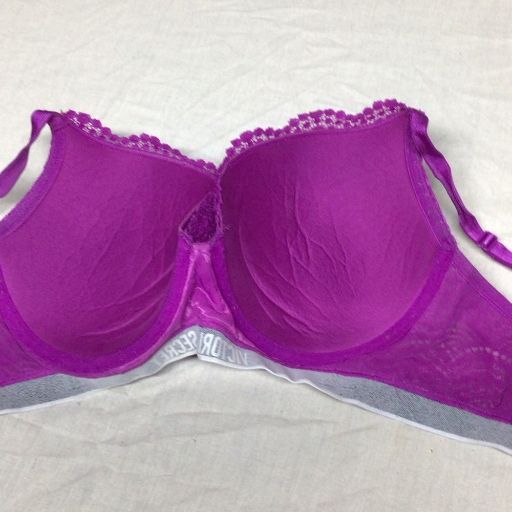 Victoria's Secret Vibrant Purple Lace Bra - Picture 8 of 8